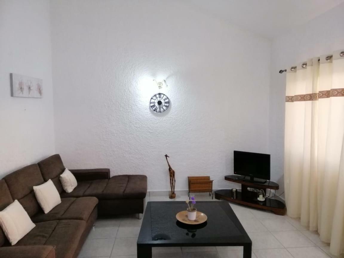 Residence Le Dattier, 2 Bedrooms Apartment, Flic-en-Flacq 外观 照片